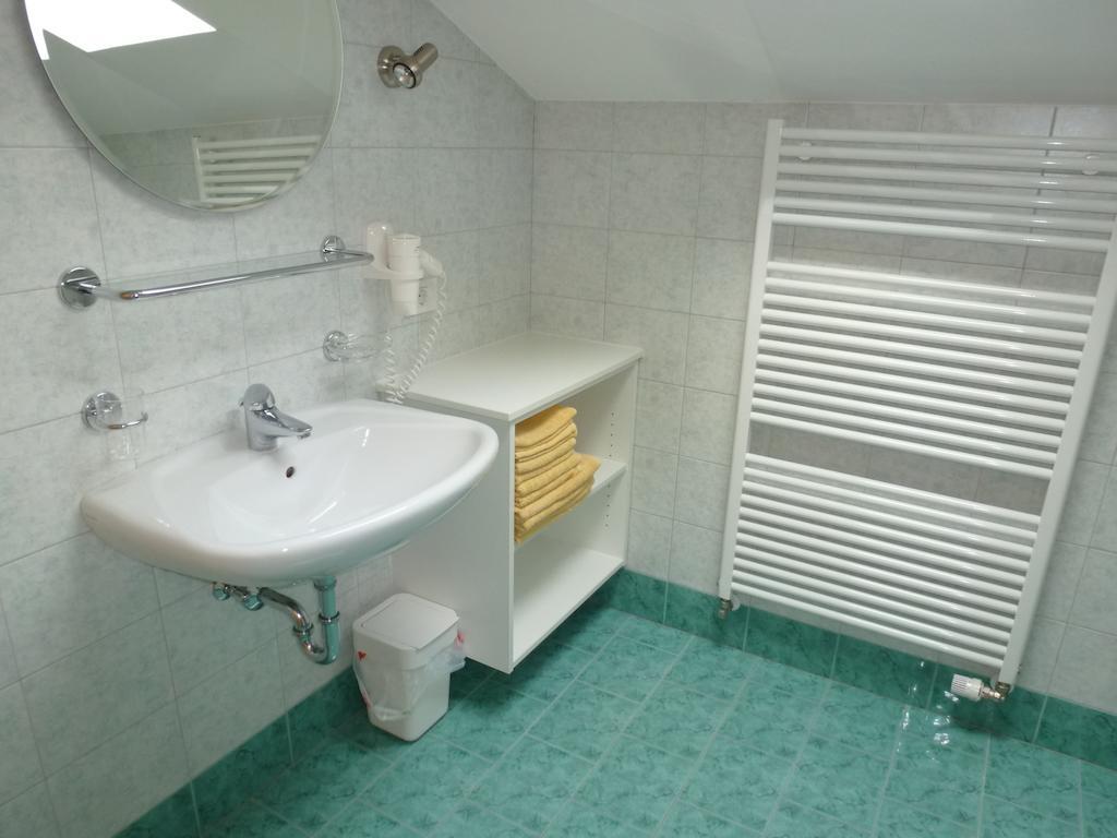 Galler Am Berg San Candido Habitación foto